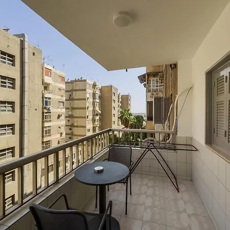 The Hospitable 2Bdr Apt 5 Min From Cai Airport Cairo Exterior photo