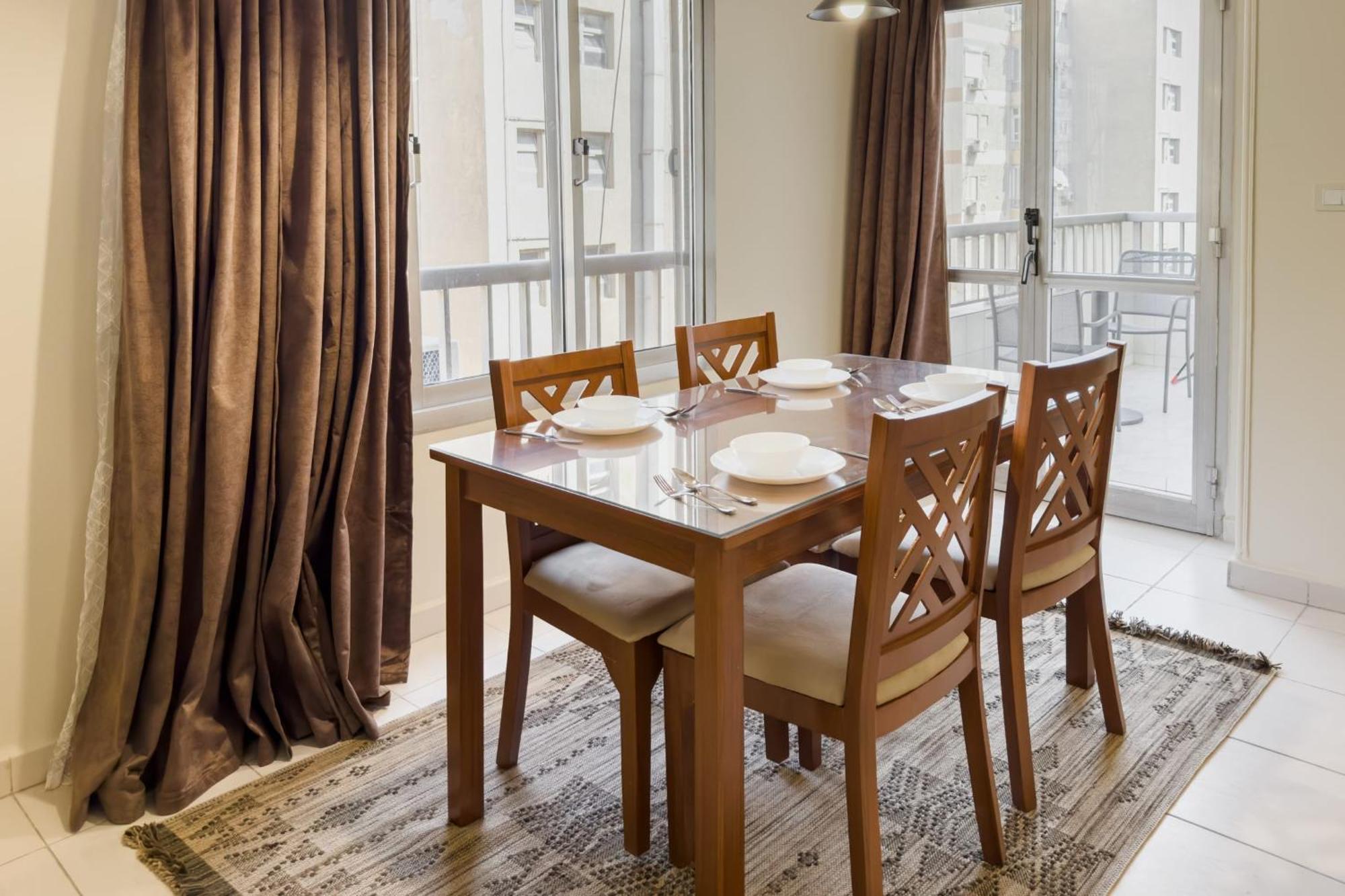 The Hospitable 2bdr 5 Min From Cai Airport Apartmán